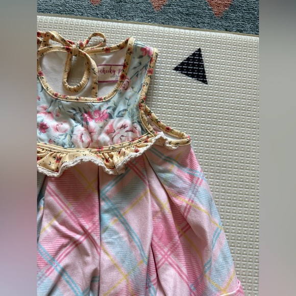 Cheeky Plum|Baby girl,toddler pastel Floral matching set Short sleeve & bloomers - Picture 3 of 9